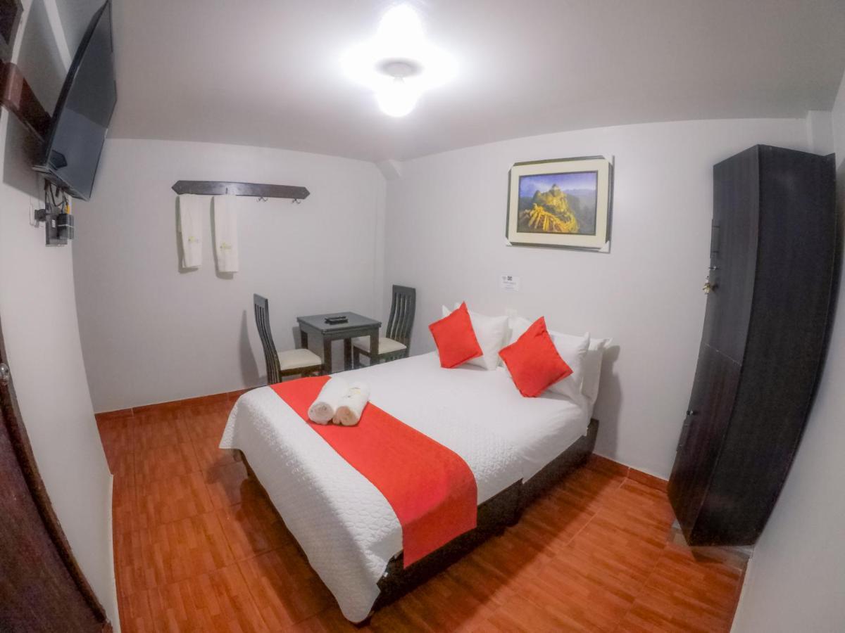 Machu Picchu Land Bed & Breakfast Bagian luar foto