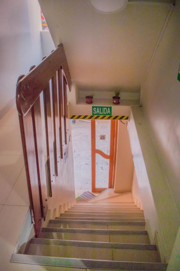 Machu Picchu Land Bed & Breakfast Bagian luar foto